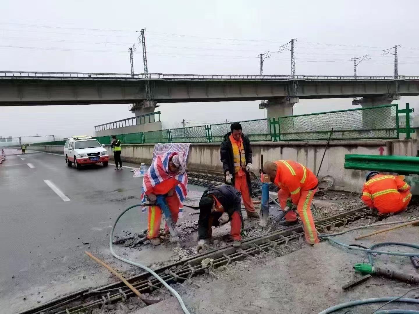 佛冈桥梁伸缩缝抢修料